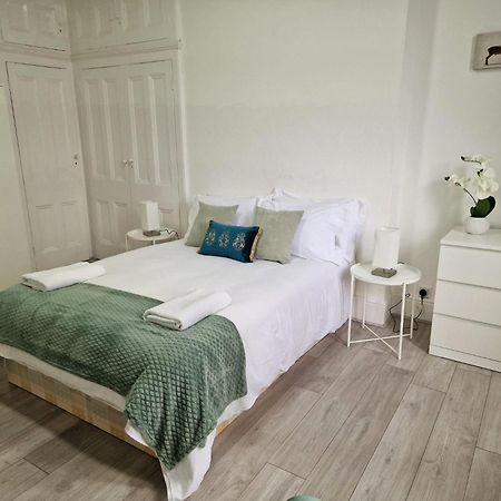 Spacious 4 Bedrooms Apartment For 10 Near Marble Arch Лондон Екстериор снимка