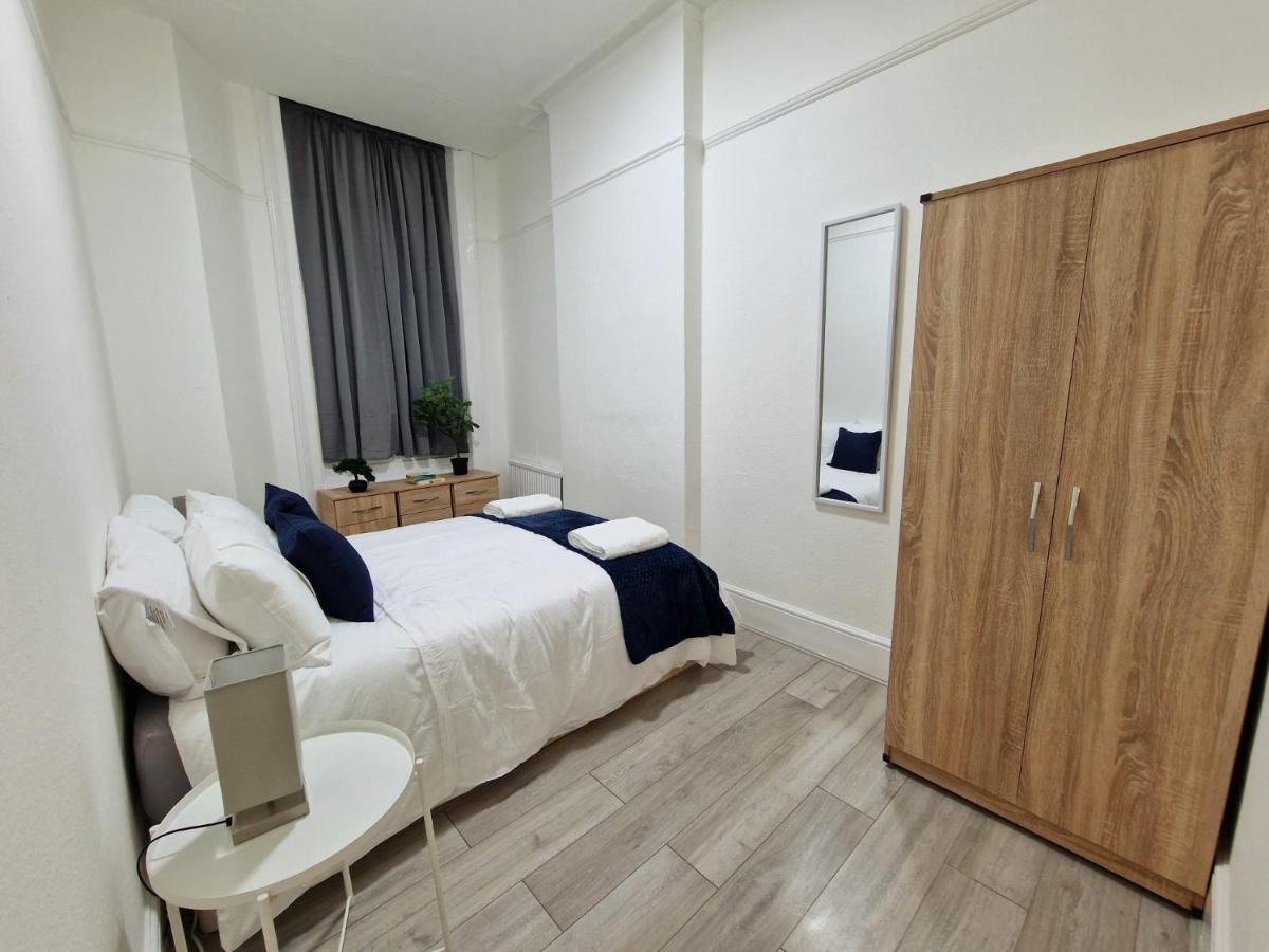 Spacious 4 Bedrooms Apartment For 10 Near Marble Arch Лондон Екстериор снимка