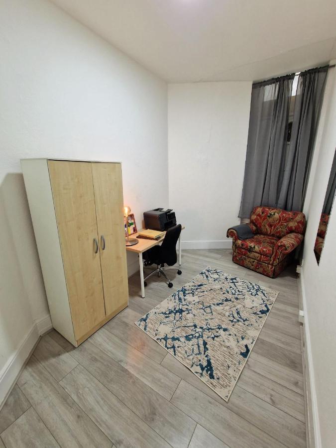 Spacious 4 Bedrooms Apartment For 10 Near Marble Arch Лондон Екстериор снимка