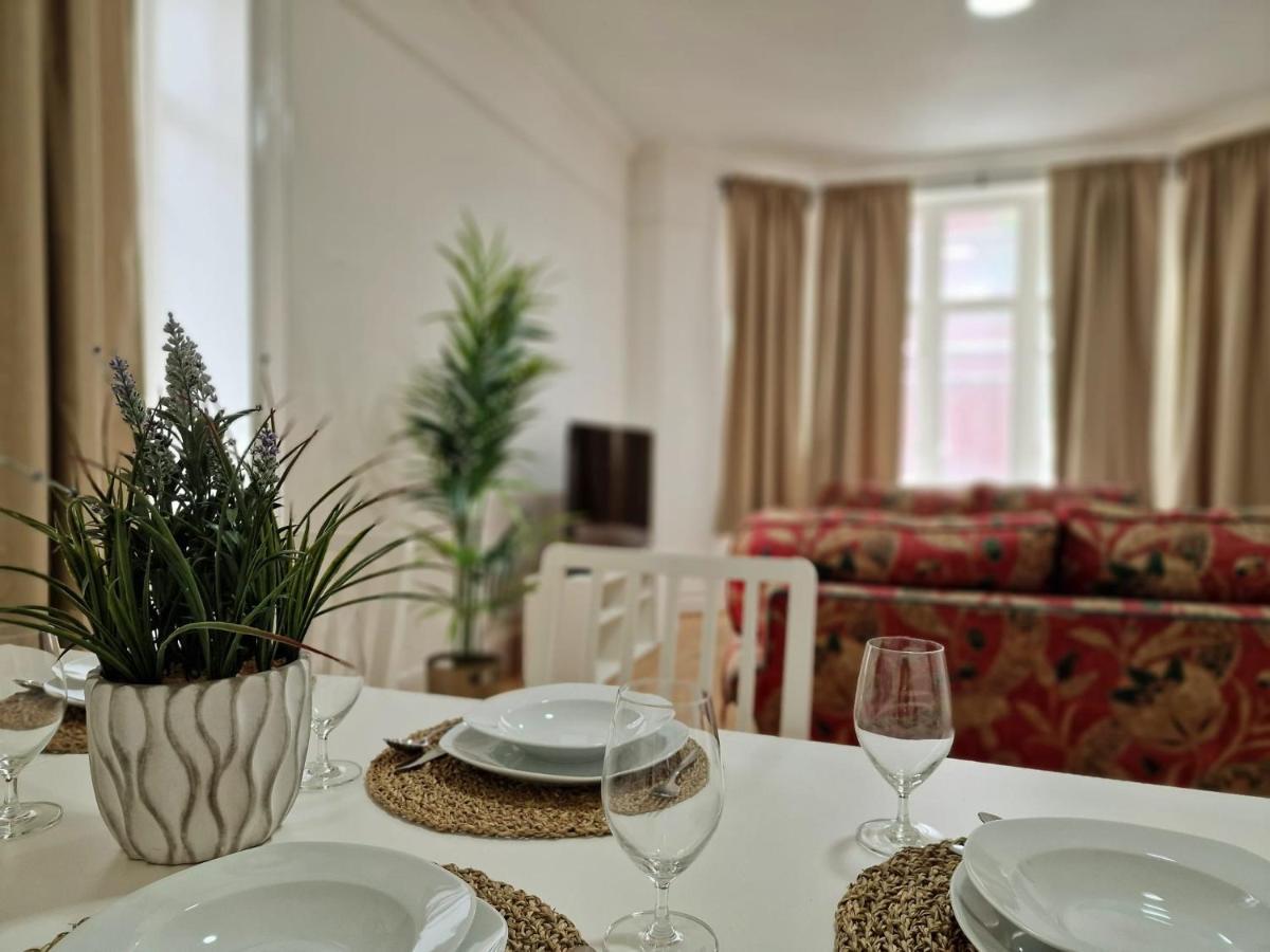 Spacious 4 Bedrooms Apartment For 10 Near Marble Arch Лондон Екстериор снимка